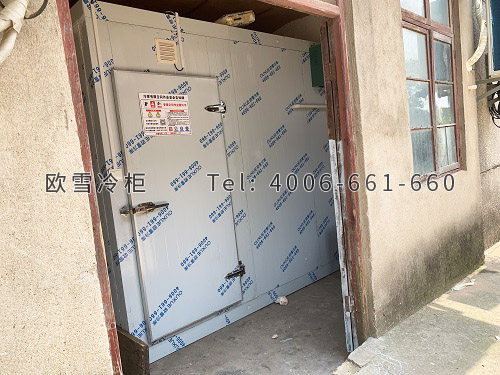 小型冷凍庫.jpg 小型冷凍庫.jpg