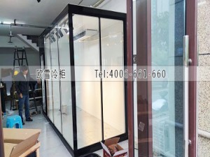 四川宜賓花店15立方玻璃花房冷庫安裝案例